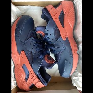BRAND NEW Nike Men’s Air Huarache with BOX